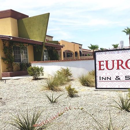 Europa Inn & Suites Desert Hot Springs Bagian luar foto